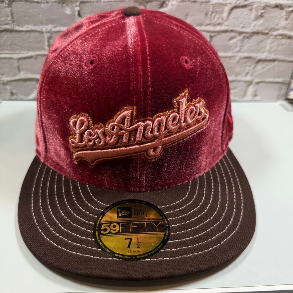 New Era Los Angeles Angels 40th Anniversary Velvet 59FIFTY Fitted Hat 7 1/2